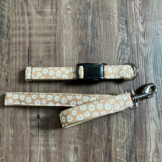 Bellis Daisy Collar in Gold - Sew Fetch Dog Company